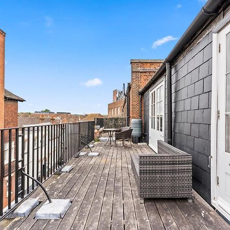 The Exquisite Gem Of Canterbury - Huge Balcony Exterior photo