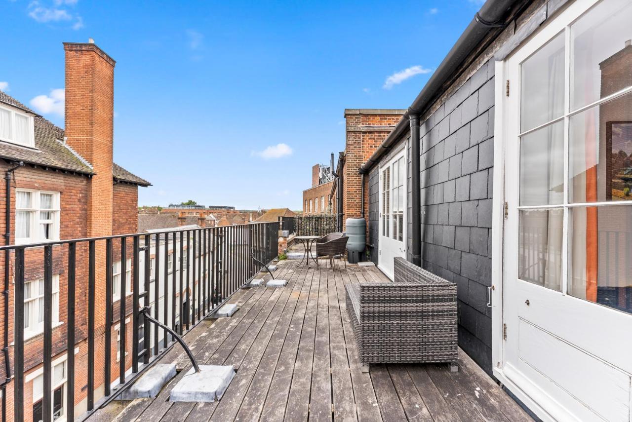 The Exquisite Gem Of Canterbury - Huge Balcony Exterior photo